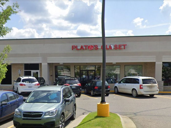 Harmony House Records and Tapes - Brighton - 8491 W Grand River (newer photo)